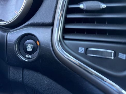 Used 2017 Jeep Grand Cherokee Laredo w/ Quick Order Package 23E image 30