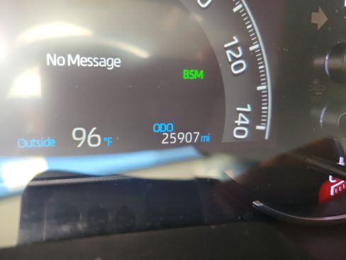 Used 2024 Toyota RAV4 XLE Premium FWD image 16