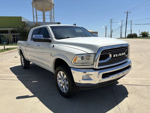 Used 2017 RAM 2500 Longhorn w/ Convenience Group AWD/4WD image 6