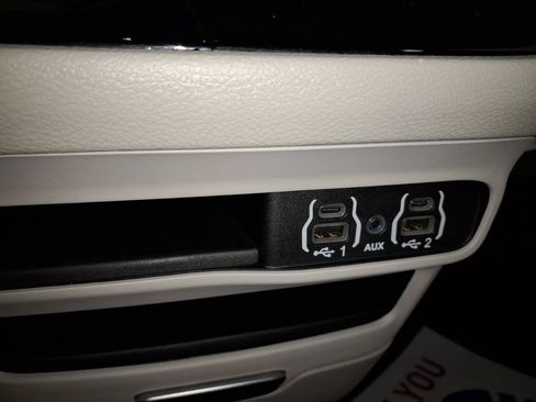 Used 2023 Chrysler Voyager LX FWD image 26