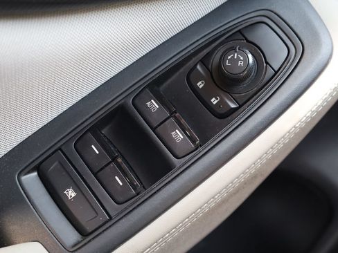 Certified 2022 Subaru Forester Premium AWD/4WD image 18