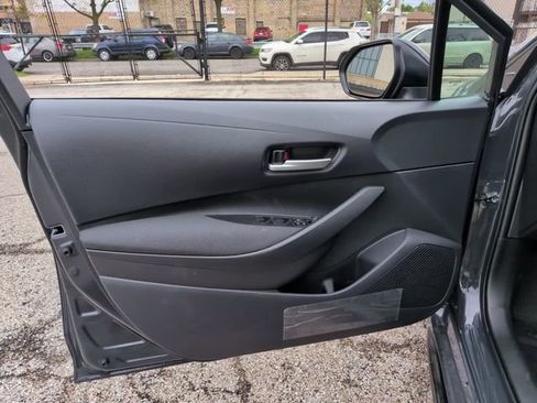 Used 2026 Toyota Corolla SE w/ SE Package FWD image 12