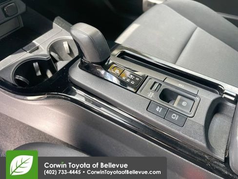 Used 2023 Toyota Prius LE FWD image 22