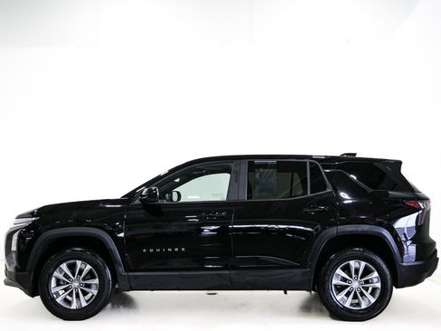 Used 2025 Chevrolet Equinox LT image 5