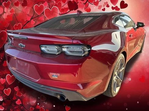 Used 2021 Chevrolet Camaro LT w/ RS Package image 5