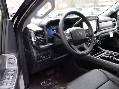 New 2026 Ford F350 Lariat w/ Black Appearance Package image 4