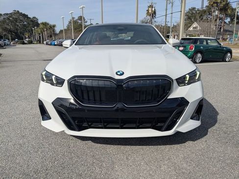 New 2026 BMW 530i xDrive w/ Executive Package image 9