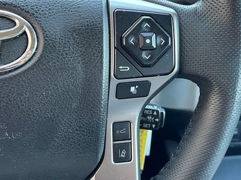 Used 2022 Toyota Tacoma SR5 AWD/4WD image 29