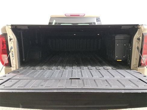 Used 2022 GMC Sierra 1500 Elevation w/ LPO, Elevation Black Package image 10