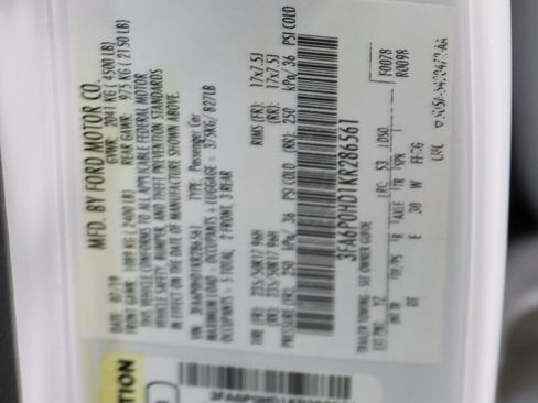 Used 2019 Ford Fusion SE image 30