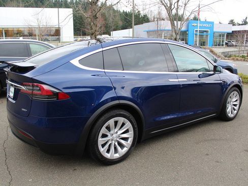 Used 2018 Tesla Model X 100D image 5