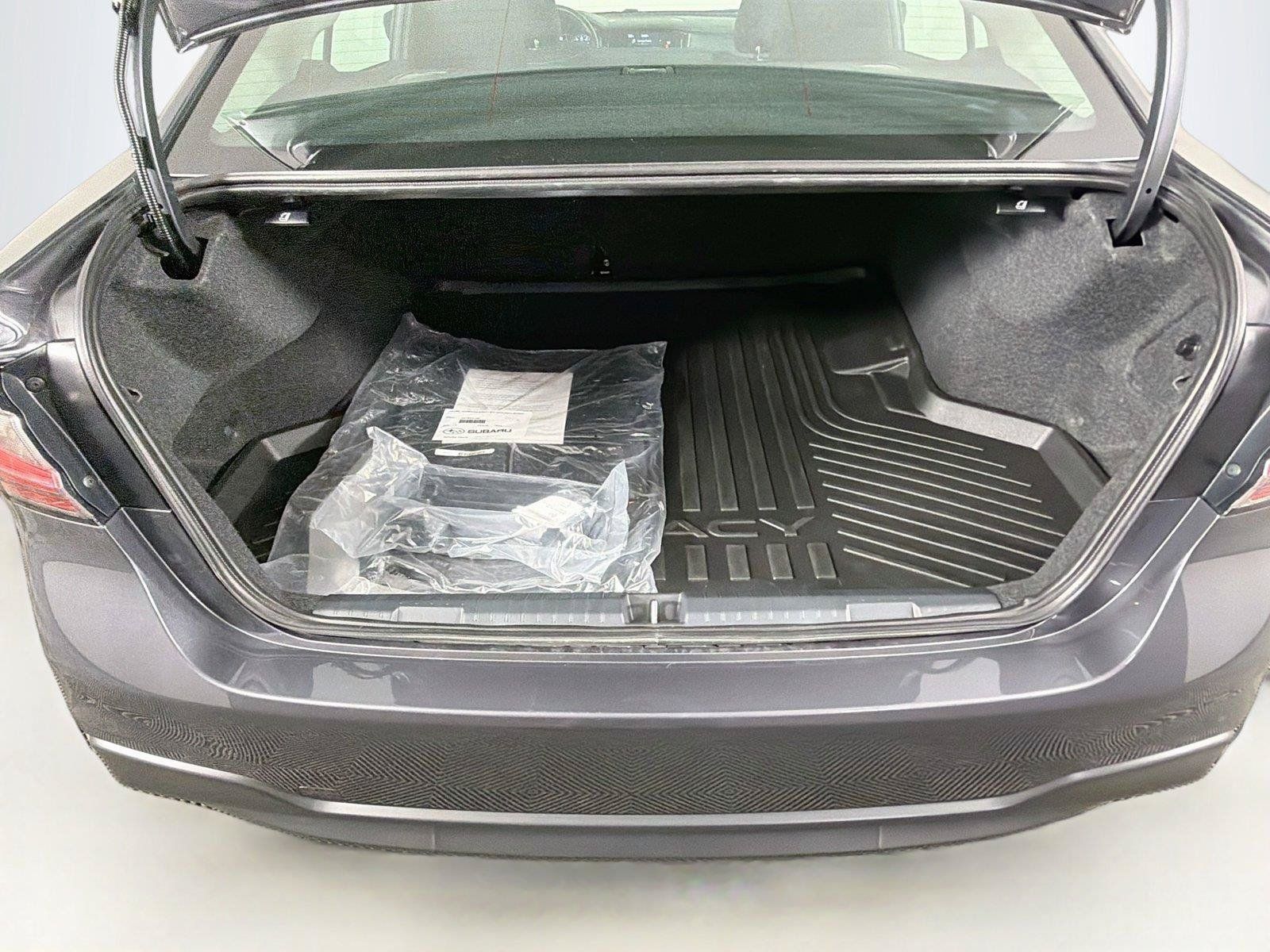 Used 2025 Subaru Legacy Premium AWD/4WD image 14
