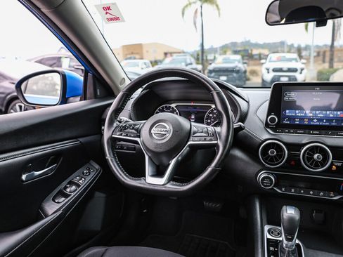 Used 2021 Nissan Sentra SV FWD image 5