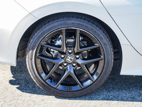 Used 2025 Honda Civic Sport image 13