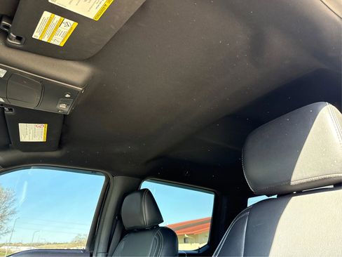 Used 2022 Ford F350 Lariat w/ Black Appearance Package image 22