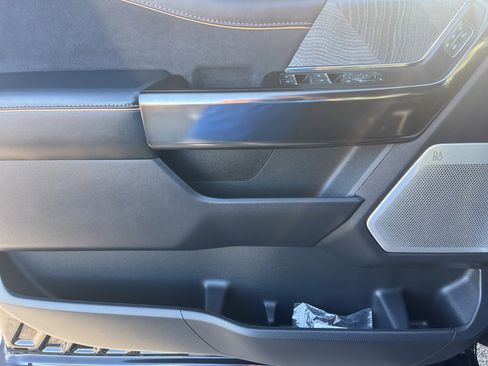 Used 2022 Ford F150 Platinum w/ Equipment Group 701A High image 11