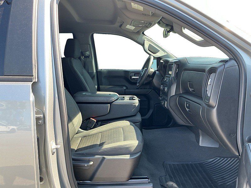 Used 2023 Chevrolet Silverado 1500 Custom w/ LPO, Dark Essentials Package AWD/4WD image 11