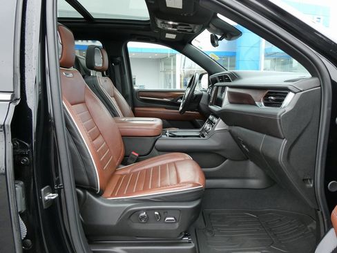 Certified 2024 GMC Yukon XL Denali Ultimate image 15