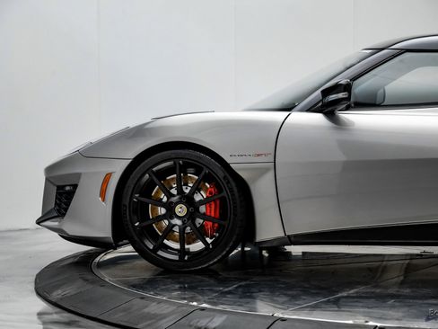 Used 2021 Lotus Evora image 5