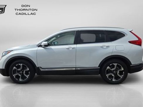 Used 2019 Honda CR-V Touring image 2