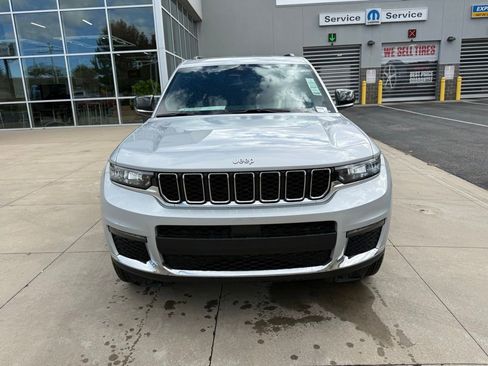 New 2025 Jeep Grand Cherokee L Limited w/ Trailer Tow Package image 5