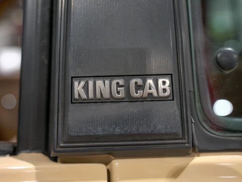 Used 1986 Nissan Pickup 4x4 King Cab image 23