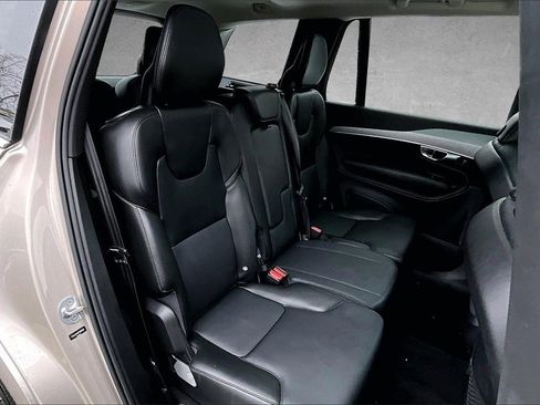 Certified 2023 Volvo XC90 B5 Core w/ Protection Package Premier image 25