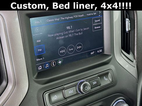 Used 2023 Chevrolet Silverado 1500 Custom image 16