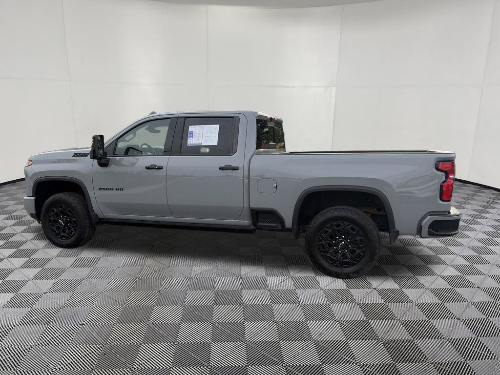 Used 2024 Chevrolet Silverado 2500 LTZ w/ LTZ Plus Package AWD/4WD image 5