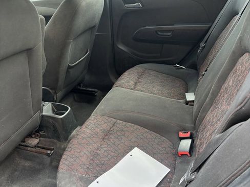 Used 2018 Chevrolet Sonic LT w/ Convenience Package image 10