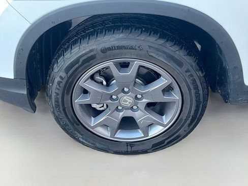 Used 2024 Honda Passport TrailSport image 32