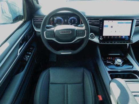 New 2026 Jeep Grand Wagoneer L Limited AWD/4WD image 6