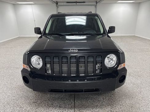 Used 2009 Jeep Patriot Sport image 2