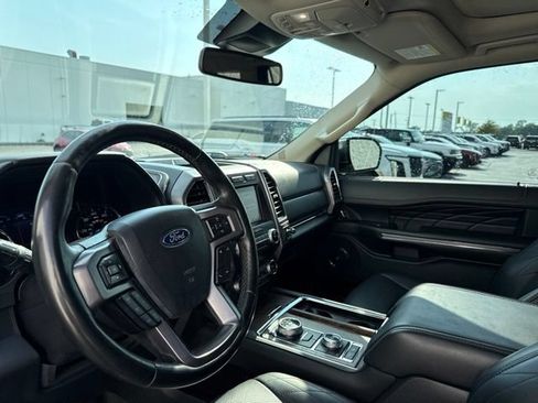 Used 2019 Ford Expedition Max Platinum AWD/4WD image 18