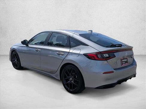 Used 2024 Honda Civic Sport image 8