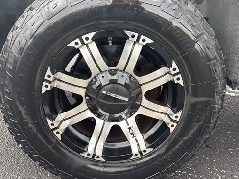 Used 2006 Ford F350 XL image 21