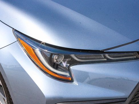 Used 2020 Toyota Corolla SE w/ Carpet Mat Package (TMS) FWD image 4