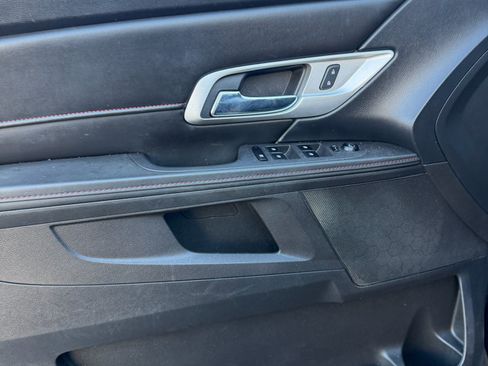 Used 2013 GMC Terrain SLE w/ LPO, Chrome Package image 13