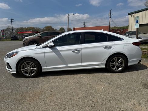 Used 2019 Hyundai Sonata SEL image 2
