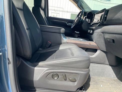 Used 2024 GMC Sierra 1500 SLT AWD/4WD image 33
