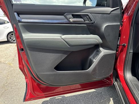 New 2026 GMC Terrain AT4 w/ Technology Package II AWD/4WD image 18