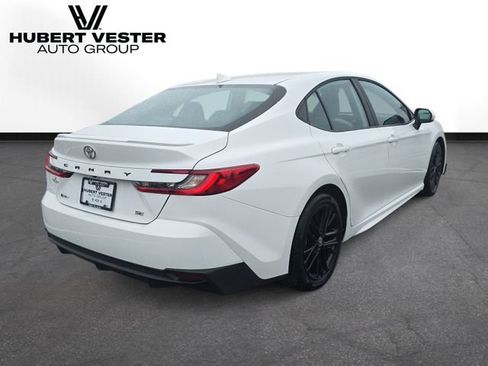 Used 2026 Toyota Camry SE FWD image 6