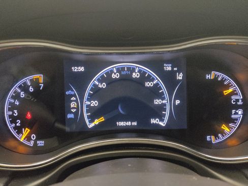 Used 2021 Jeep Grand Cherokee Limited RWD image 23