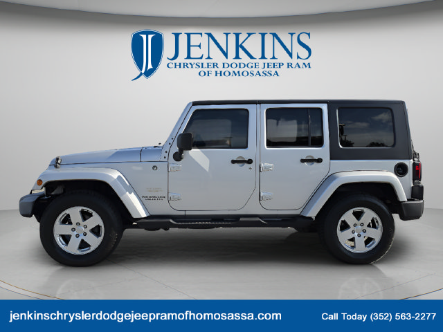 Used 2007 Jeep Wrangler Unlimited Sahara w/ Trailer Tow Group AWD/4WD image 9
