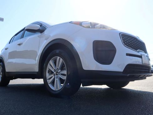Used 2017 Kia Sportage LX FWD image 17