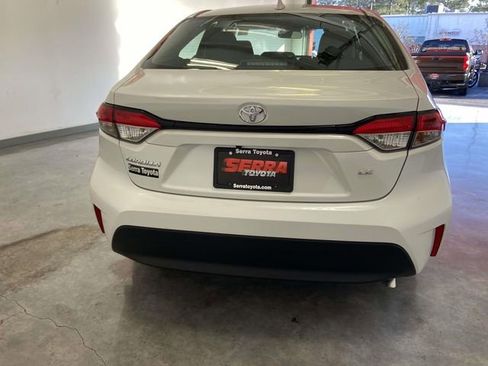 Used 2026 Toyota Corolla LE image 4