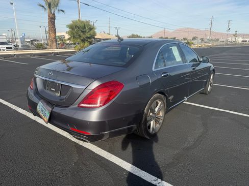 Used 2016 Mercedes-Benz S 550 Sedan image 7