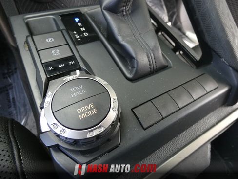 Used 2025 Toyota Tacoma TRD Sport AWD/4WD image 68