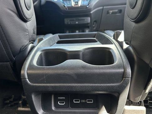Used 2023 Honda Odyssey Touring image 29