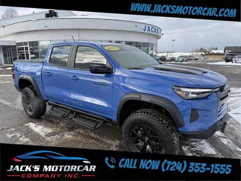 Used 2025 Chevrolet Colorado ZR2 w/ Technology Package image 2